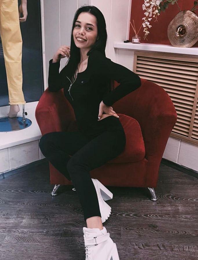 🎥 Оксана привлекальеная девушка из Алчевска цена от 5000 руб