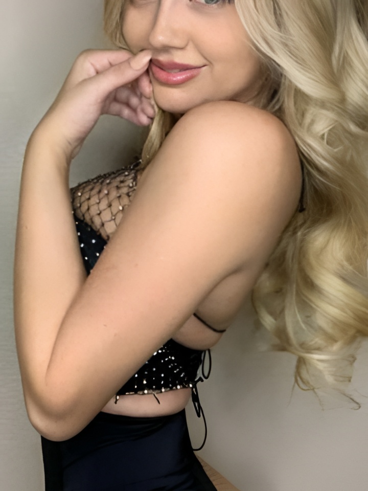 Индивидуалка Лолита, доступна для личного знакомства от 2000 руб