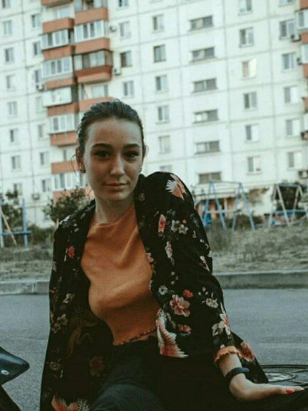 Лизка привлекательная девушка из Алчевска цена от 3000 руб